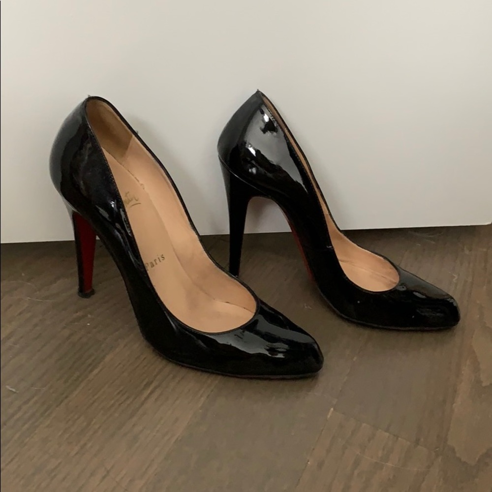 Christian louboutin patent pumps